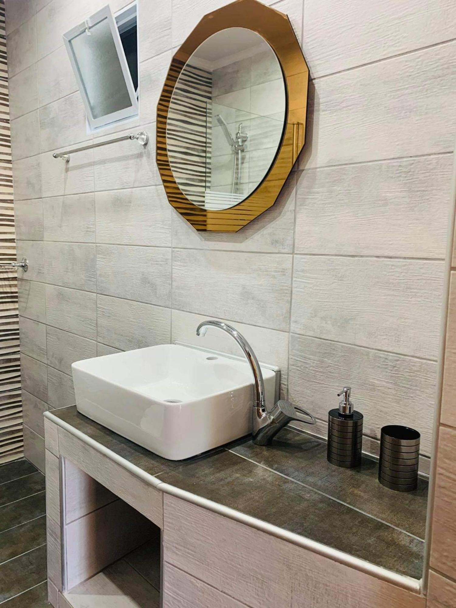 Finikes Apartments Stoúpa 部屋 写真