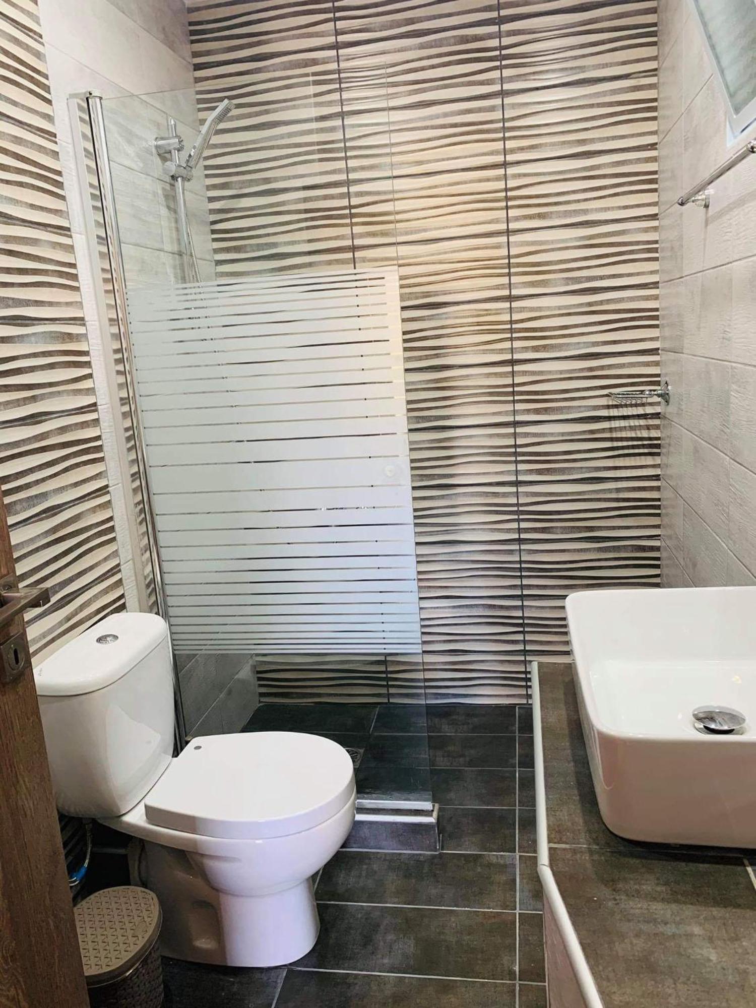 Finikes Apartments Stoúpa 部屋 写真